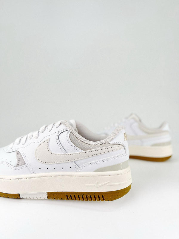 Nike Gamma Force Trainers - White and Light Bone