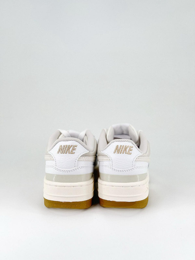 Nike Gamma Force Trainers - White and Light Bone
