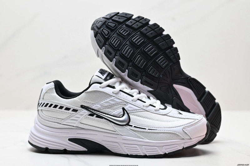 Nike Initiator