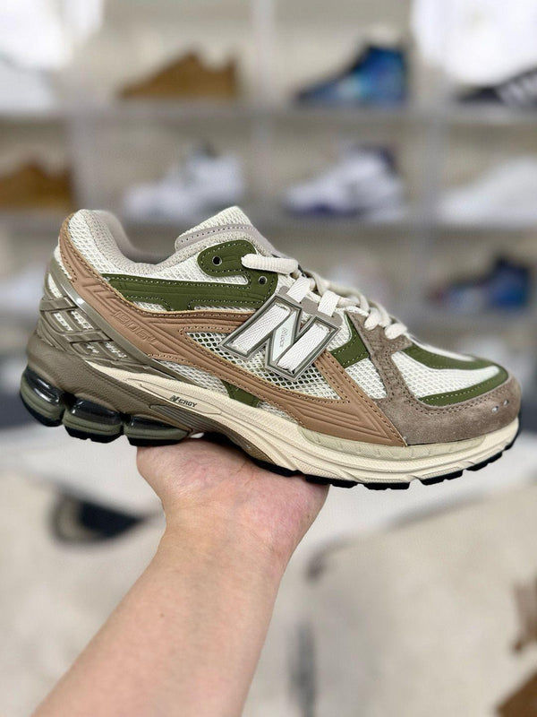 New Balance - 1906 Shoes - multicolour (beige green brown)