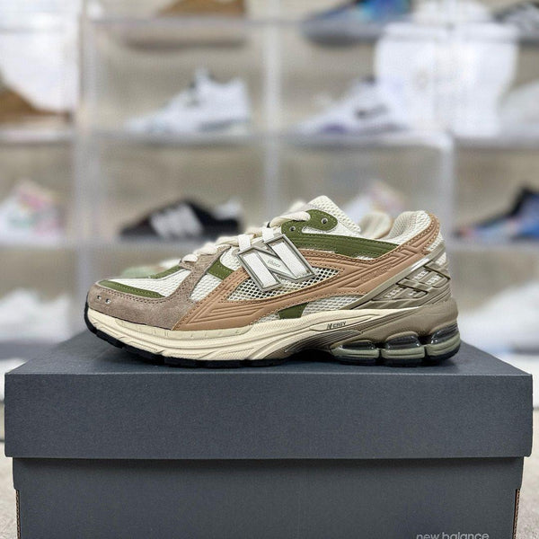New Balance - 1906 Shoes - multicolour (beige green brown)