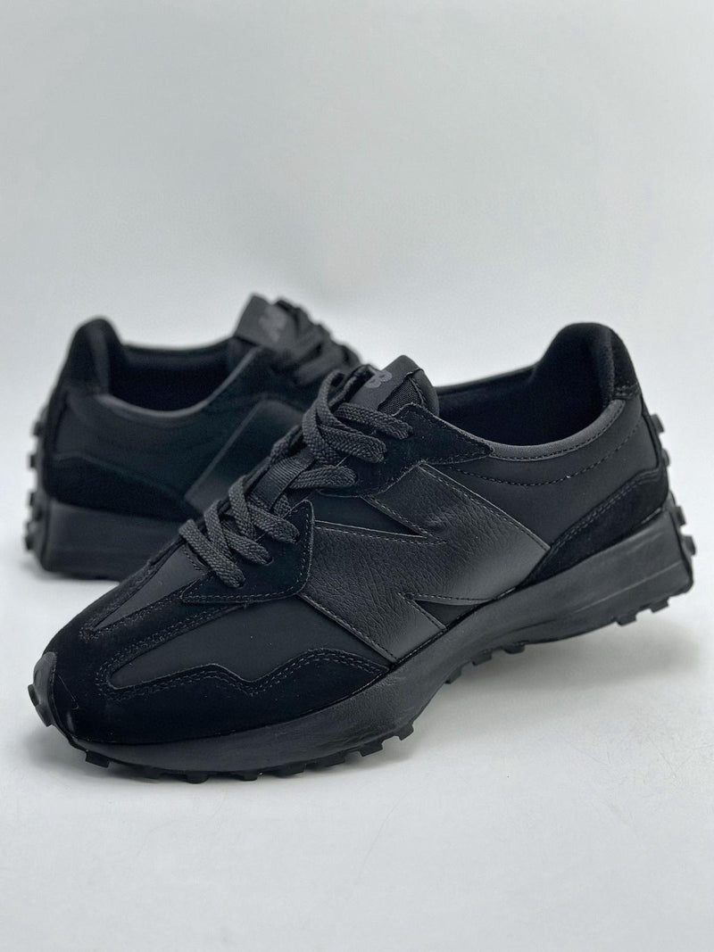 New Balance - 327 - Triple Black