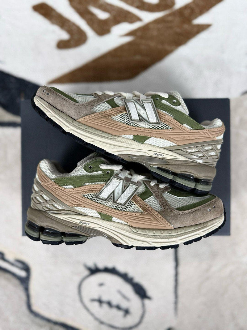 New Balance - 1906 Shoes - multicolour (beige green brown)